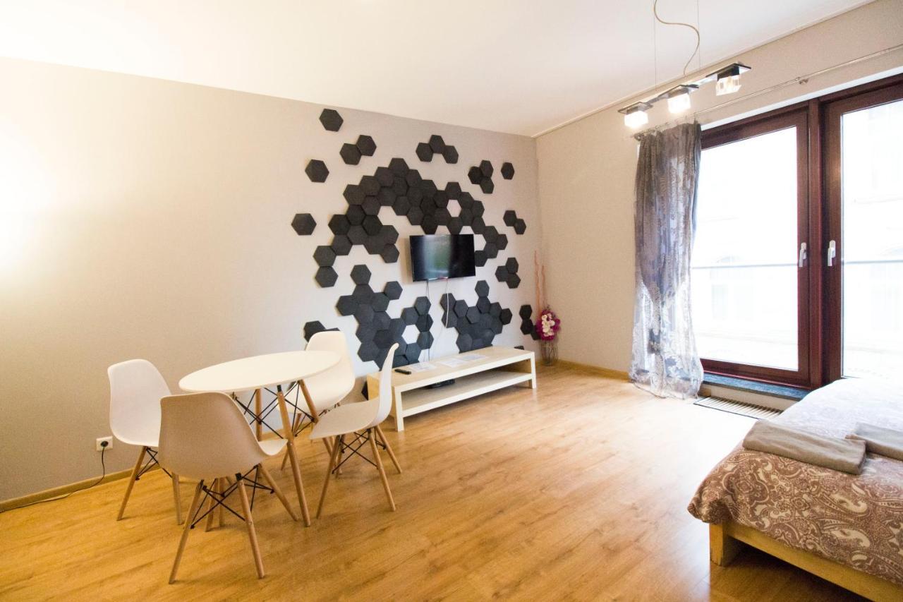 Happy Apartments - Just In Center Вроцлав Екстериор снимка